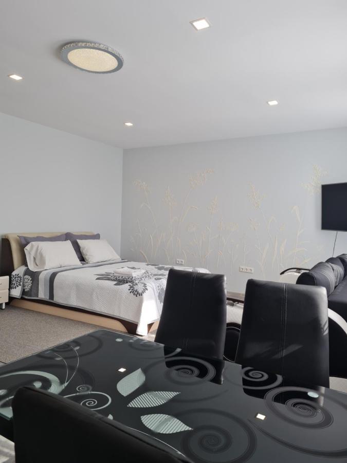 Birutes Apartamentai Klaipeda Bagian luar foto